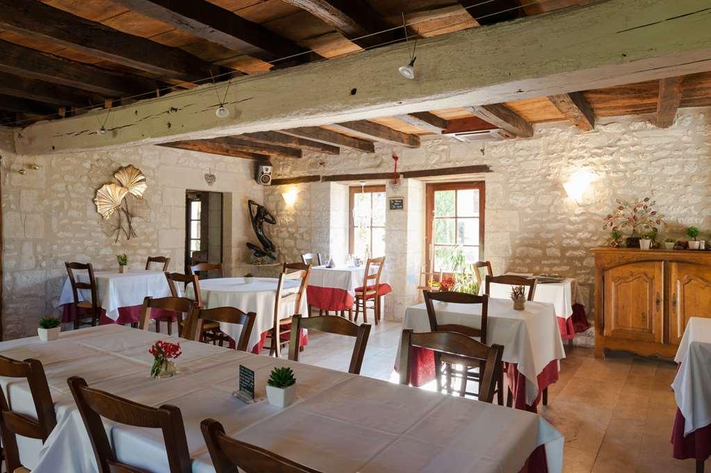 Le Pigeonnier Du Perron Hotel Availles-en-Chatellerault Restaurant photo